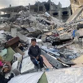 Over 300,000 Palestinians Return to Northern Gaza Amid Devastation