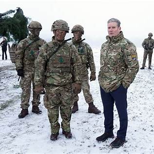 UK Prime Minister Keir Starmer Offers British Troops for Ukraine Peacekeeping Mission